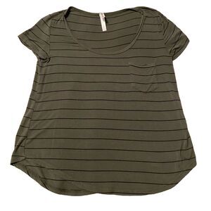 Green Striped Loose Fitting Tee Shirt Size Large NWOT